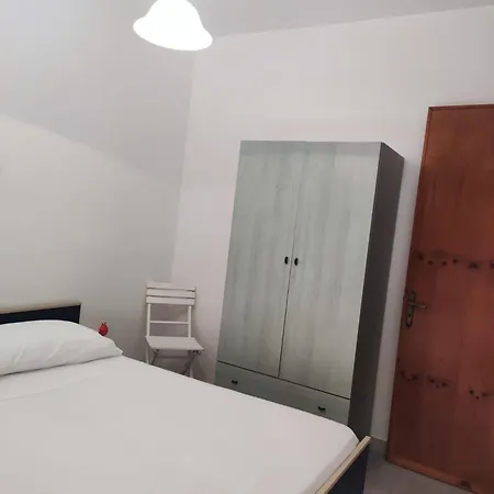 Casa D' Angolo 아파트 산포카