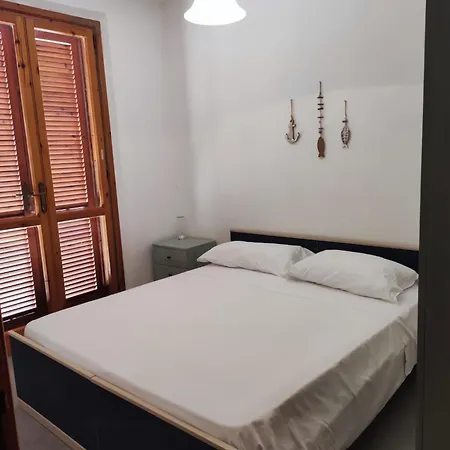 Casa D' Angolo 아파트 *