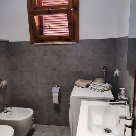 Casa D' Angolo 아파트 *