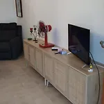 Casa D' Angolo דירה *