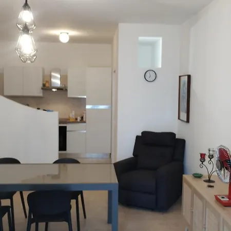 Casa D' Angolo